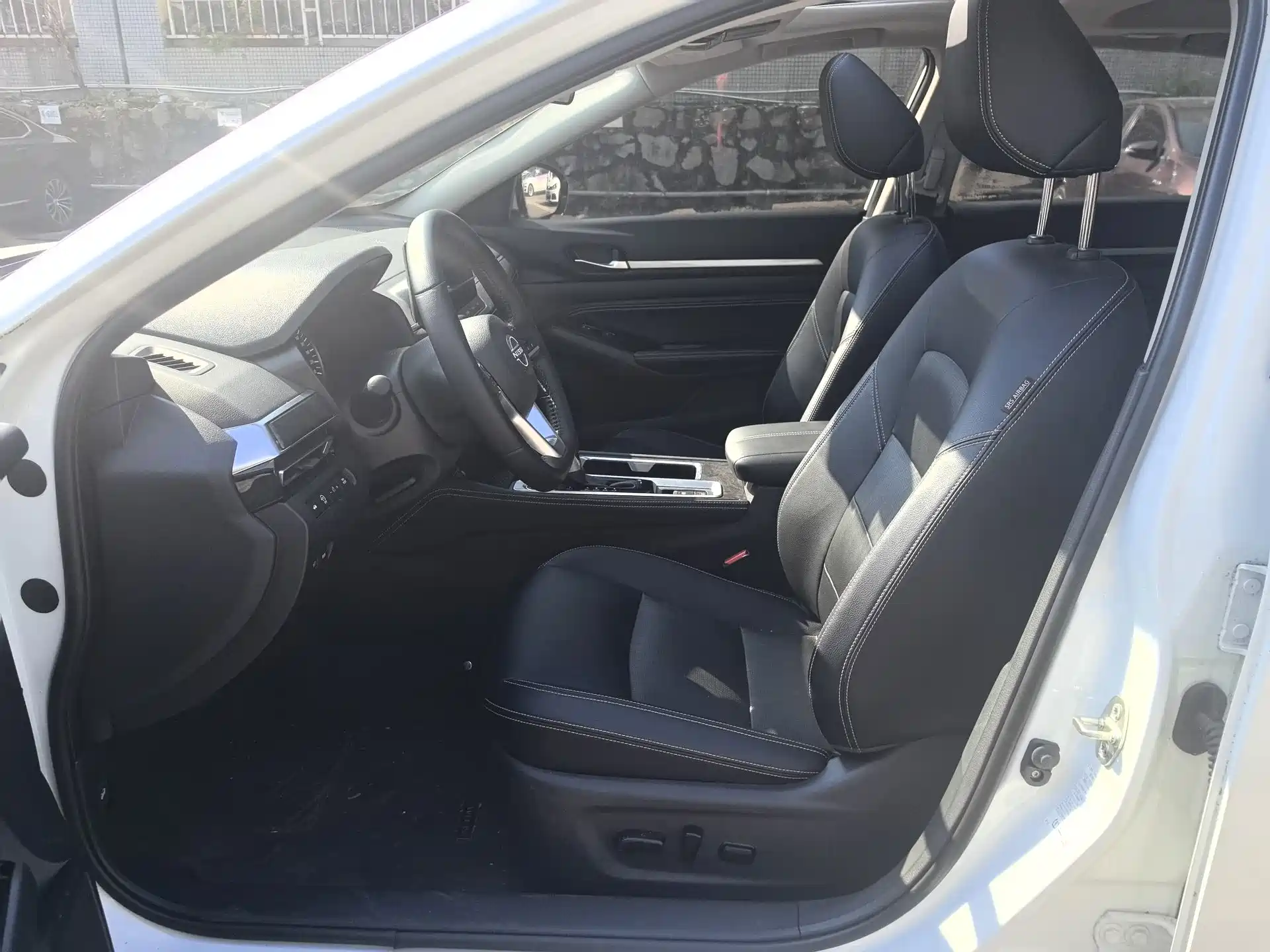 Photo 9 - Nissan Teana