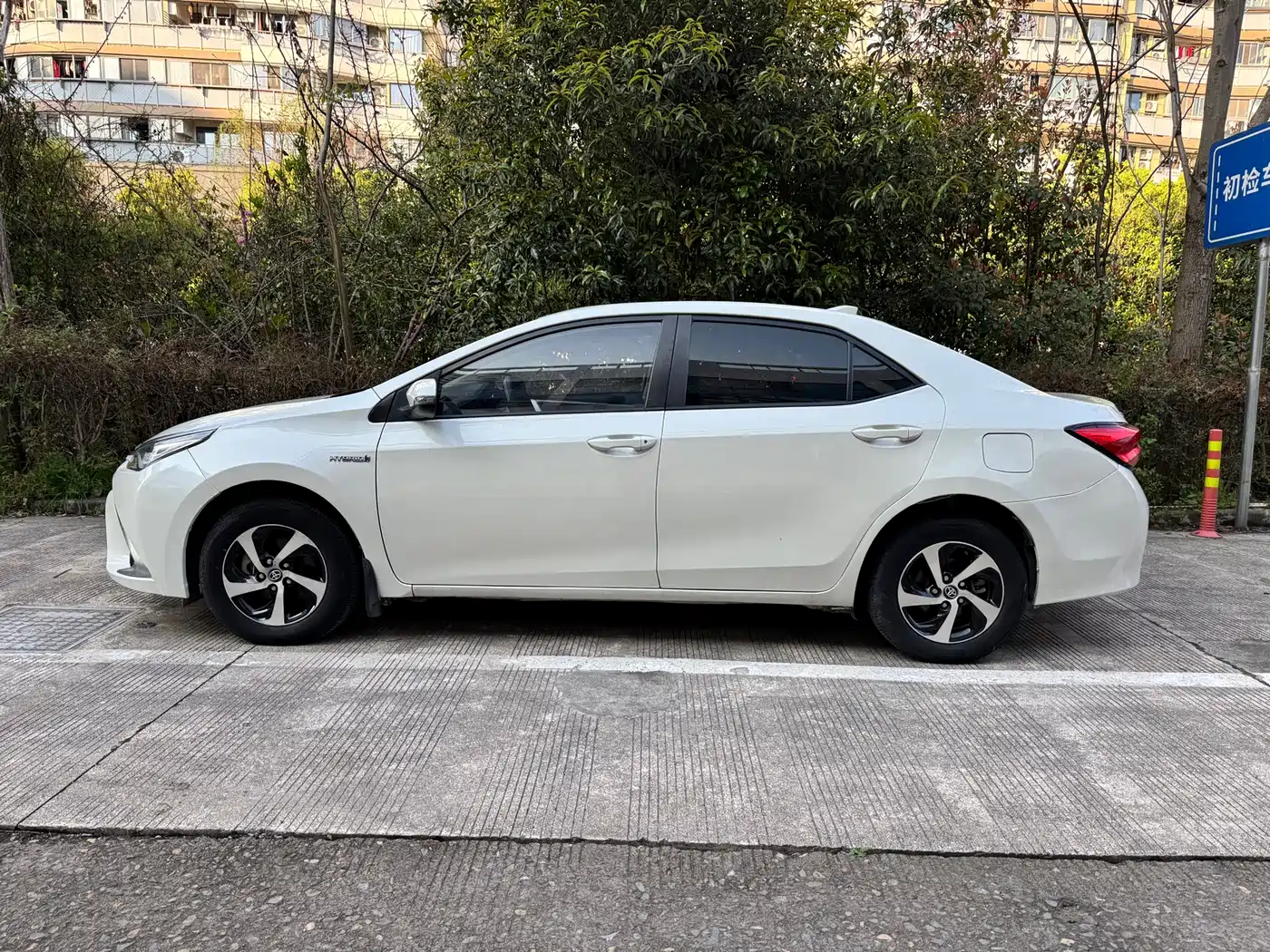 Toyota Levin 2017 Facelift Hybrid 1.8H GS E-CVT Elite Sunroof Edition China V фото 5