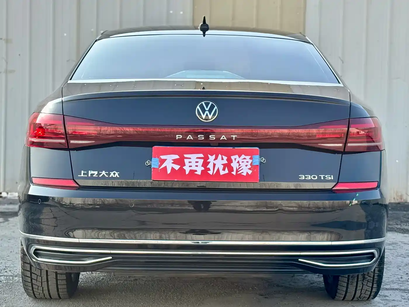 VOLKSWAGEN PASSAT