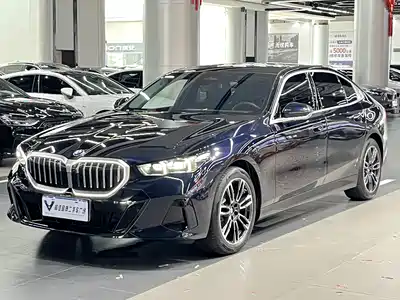 BMW 5