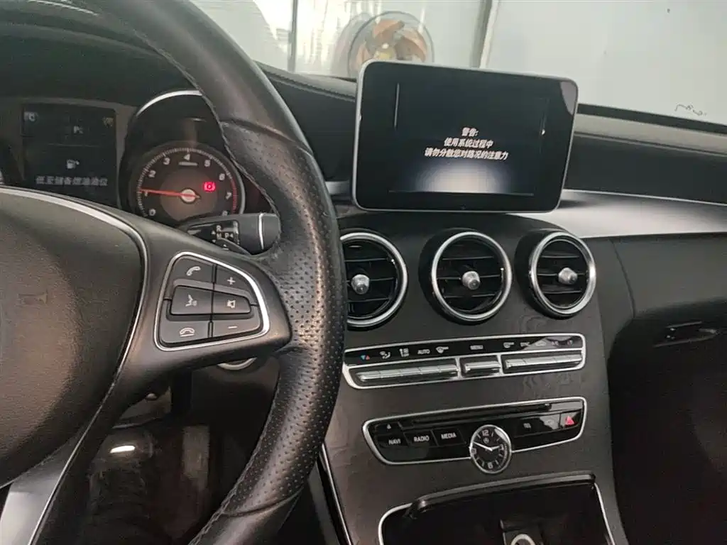 Mercedes-Benz C-Class 2017 Facelift C 200 L 4MATIC Sport Edition фото 10