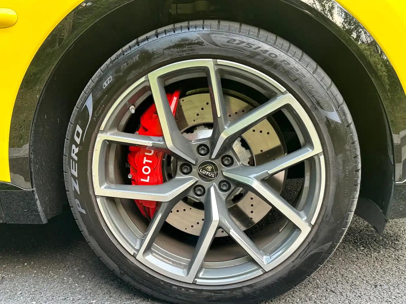 Lotus ELETRE 2026 2025 600 Luxury