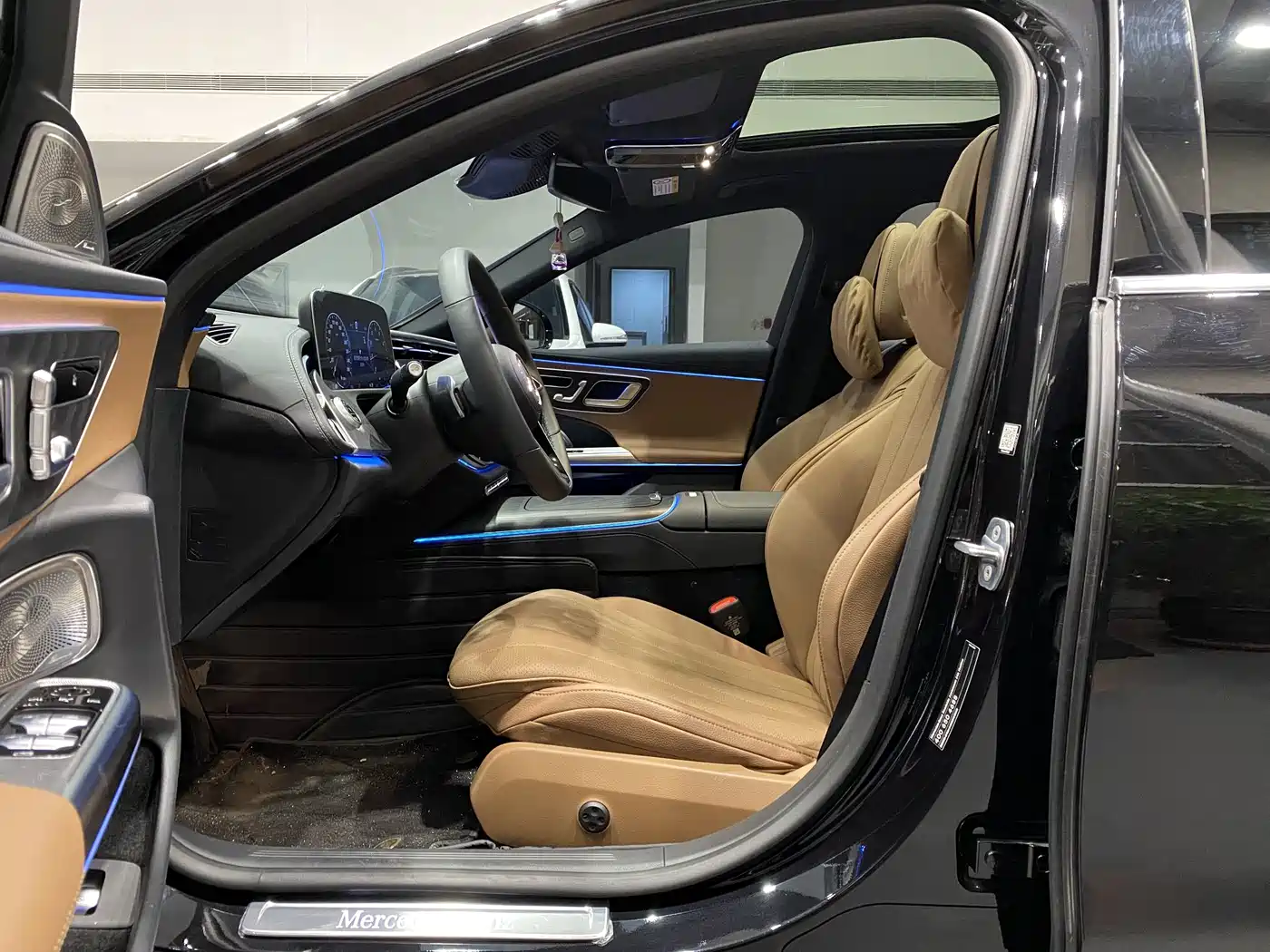 Mercedes-Benz E-Class 2025 E 260 L фото 7