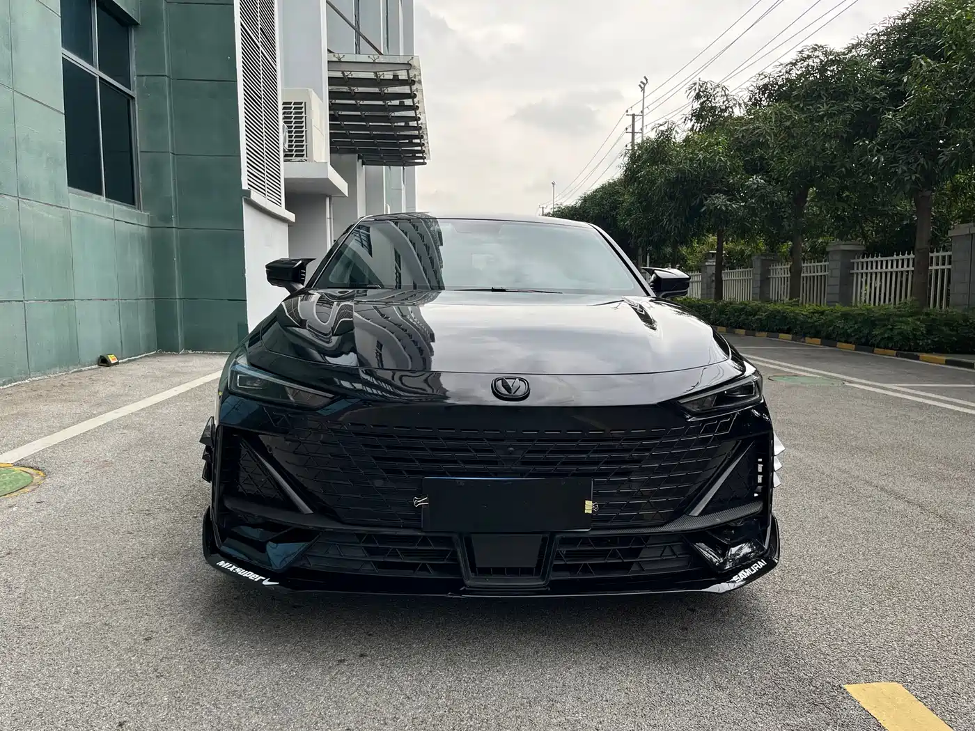 CHANGAN UNI-V