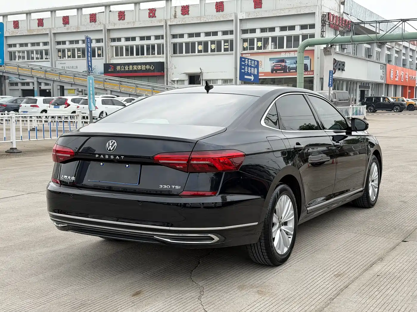 Volkswagen Passat 2021 Model 330TSI Elite Edition фото 7