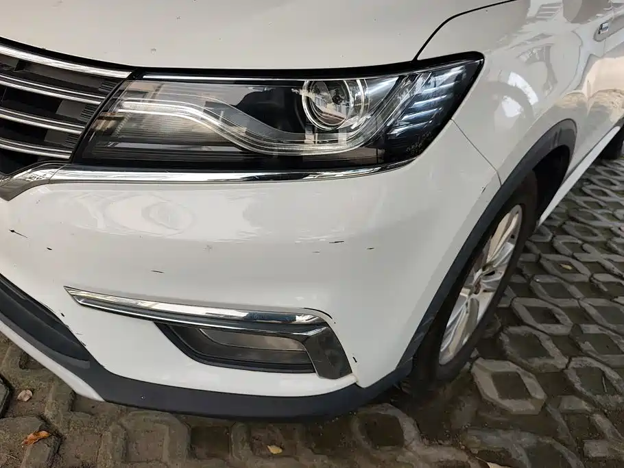 Фото 5 - Roewe RX5