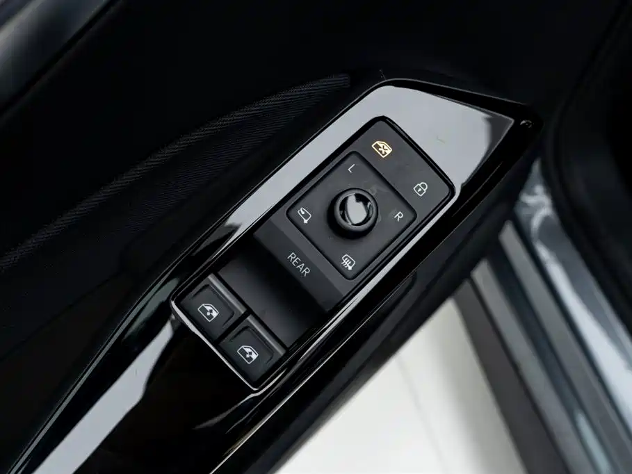 Volkswagen ID.3 2022 Pure Clean Edition фото 22
