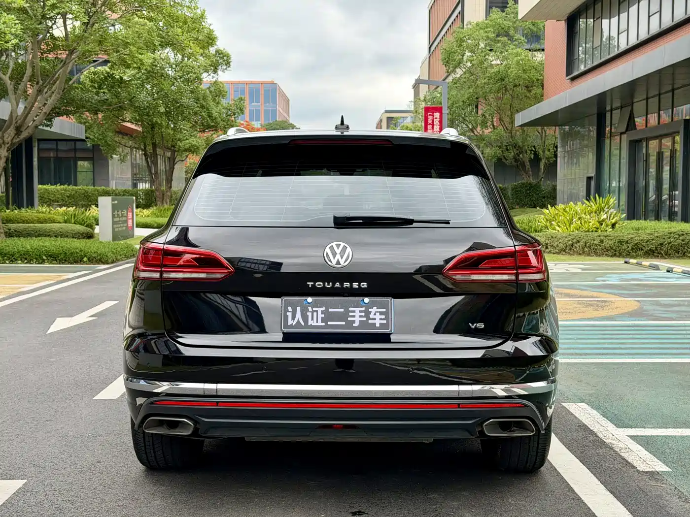Volkswagen Touareg 2019 2.0TSI Sharp Wing Edition China VI фото 10