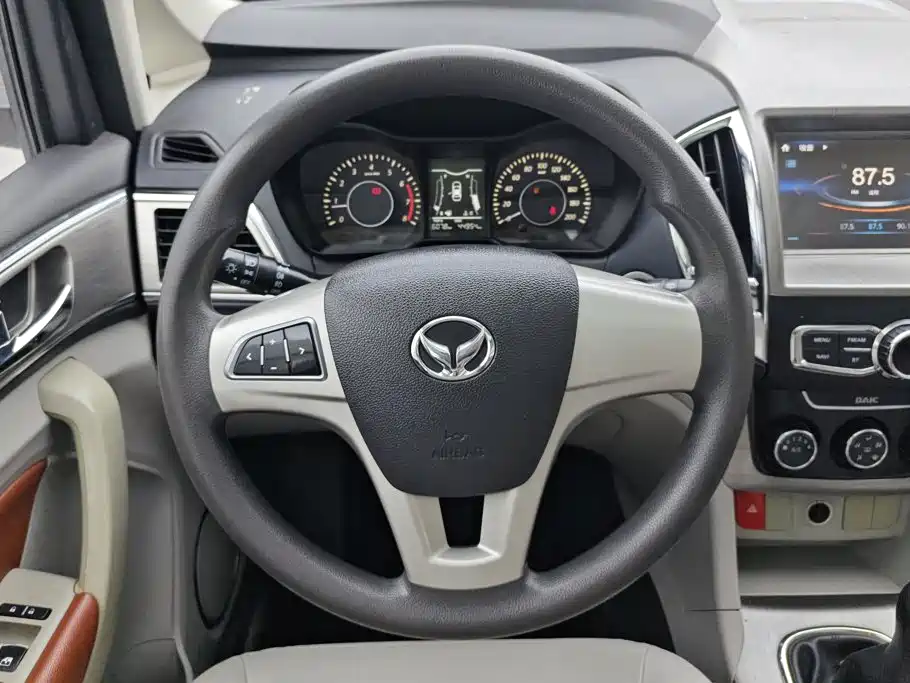 BAIC Huansu H3 2017 2016 H3F 1.5L Manual Noble