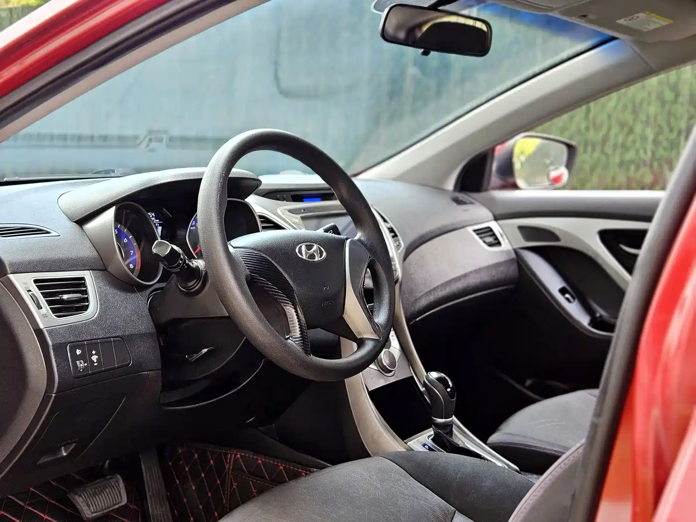 Hyundai Langdong 2012 1.6L Automatic Fashion фото 11