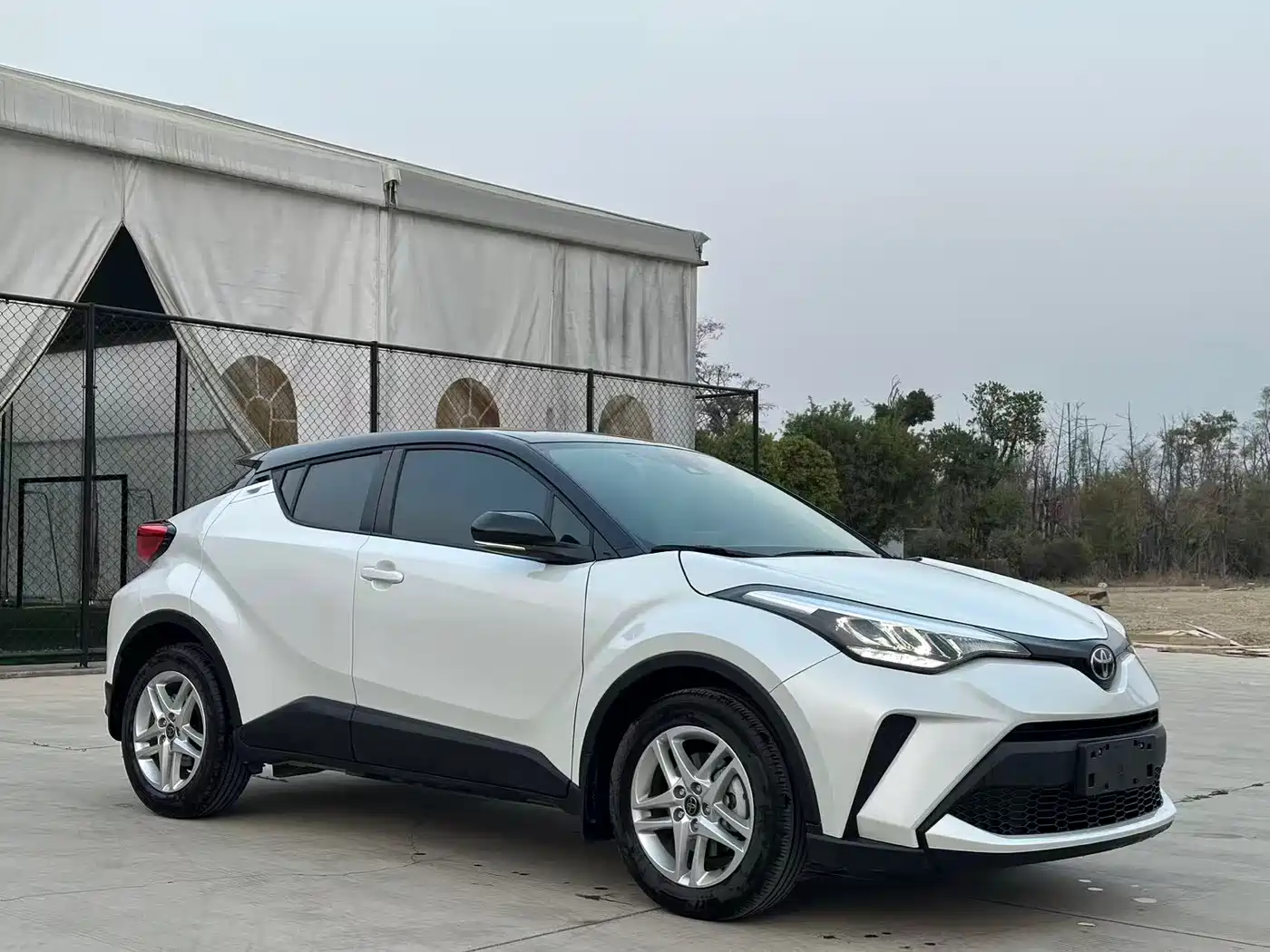 Toyota C-HR 2023 Model 2.0L Comfort Edition фото 3