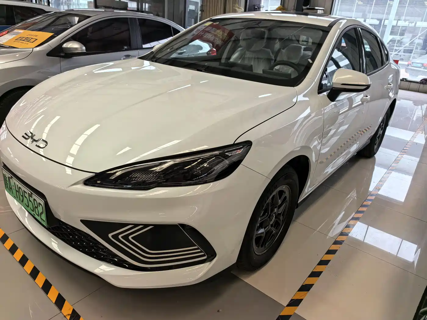  BYD Hai Bao 05 DM-i 2026 DM-i 128KM Luxury