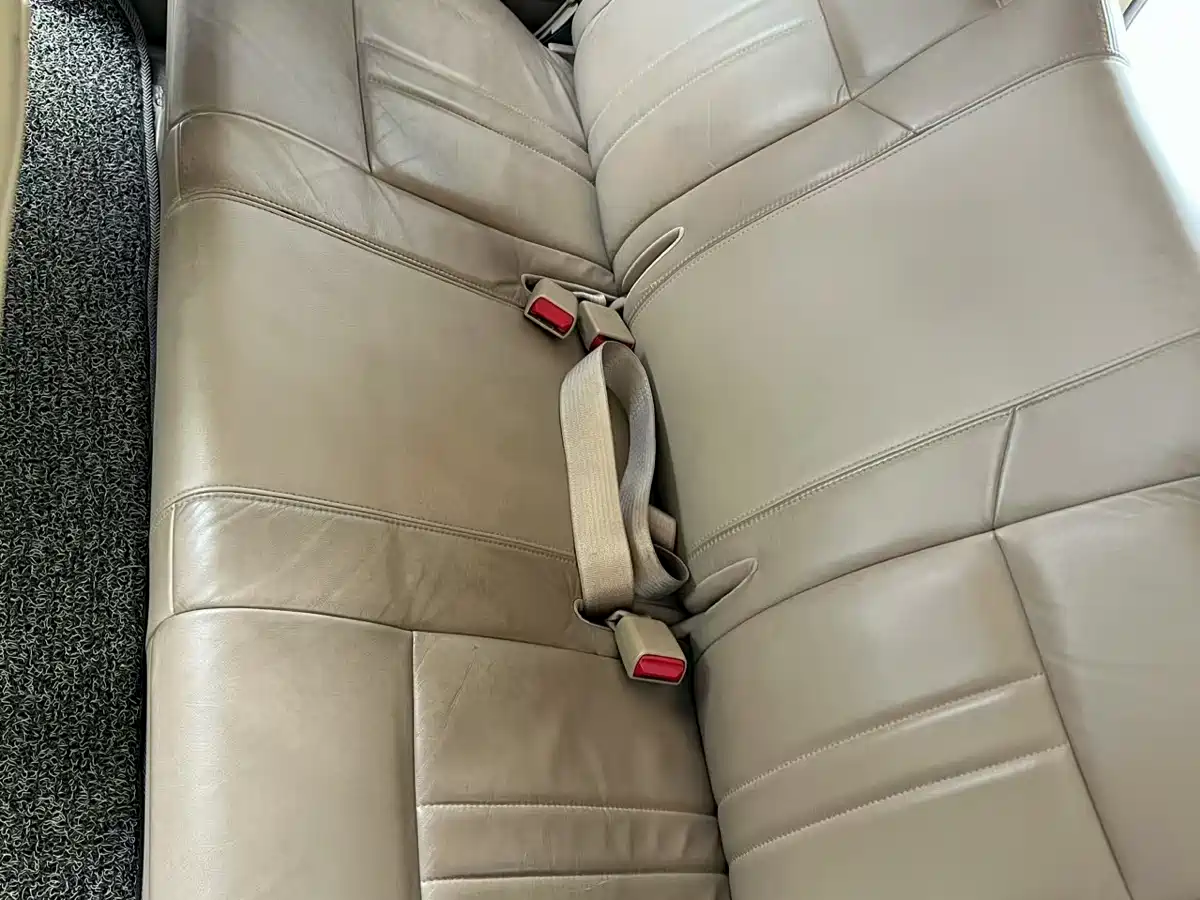 Buick GL8 2011 2.4L CT Comfort Edition фото 4