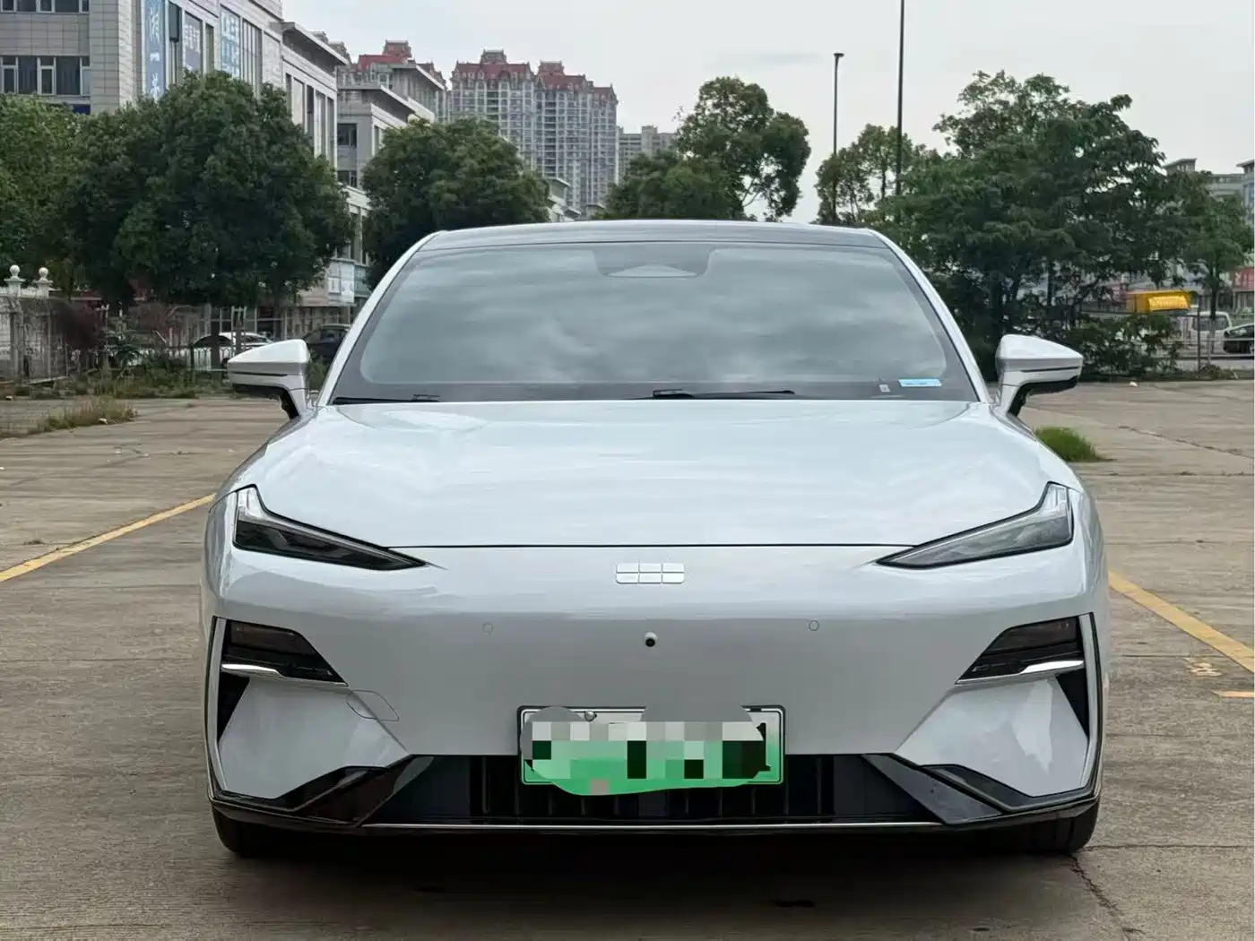 Geely Galaxy Galaxy E8 2025 700km Long Voyage Smart Drive Edition фото 2