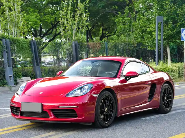 PORSCHE 718