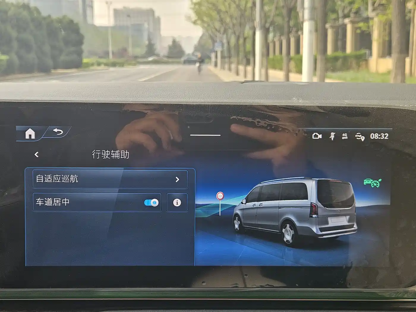 Mercedes-Benz V-Class 2024 V 300 L Long Wheelbase Luxury Edition фото 15
