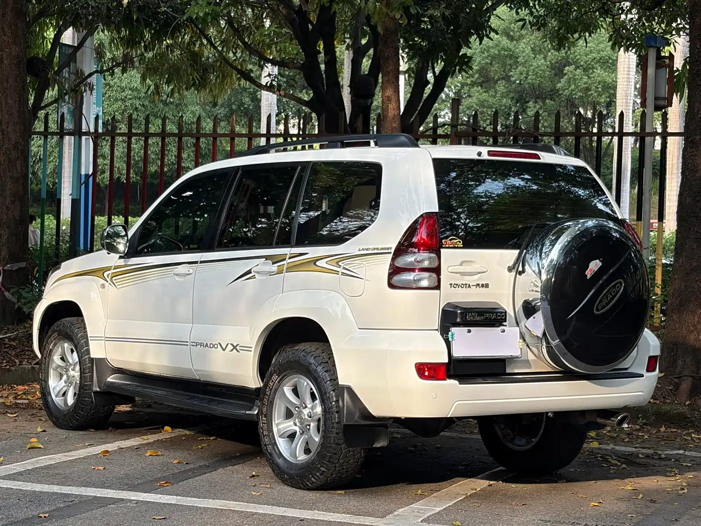 Toyota Prado 2006 4.0L Automatic VX NAVI Edition фото 6