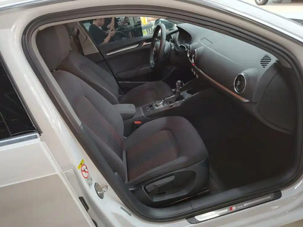Фото 25 - Audi A3