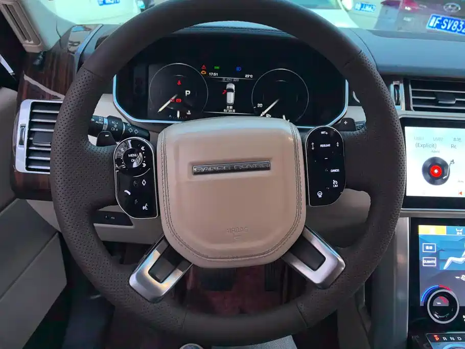Land Rover Range Rover 2017 2016 3.0 SC V6 Vogue LWB