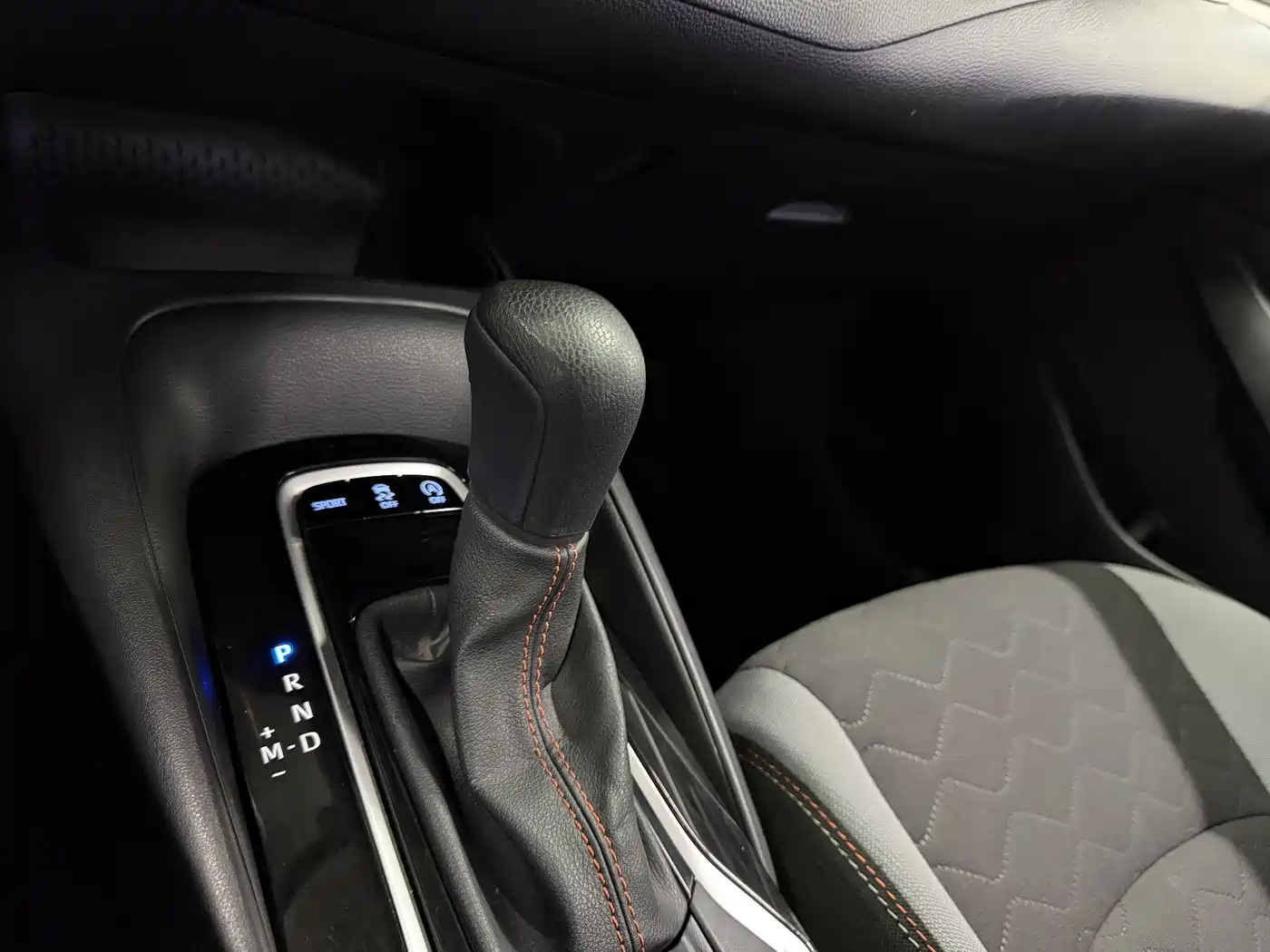 Toyota Corolla 2023 1.2T Pioneer Edition фото 13