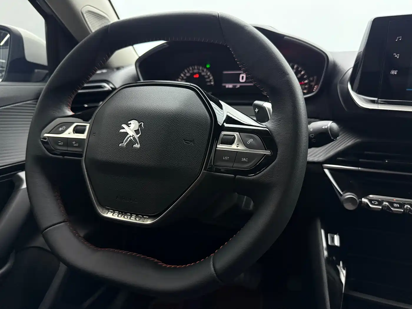 Peugeot 2008 2022 230THP THE ONE фото 12