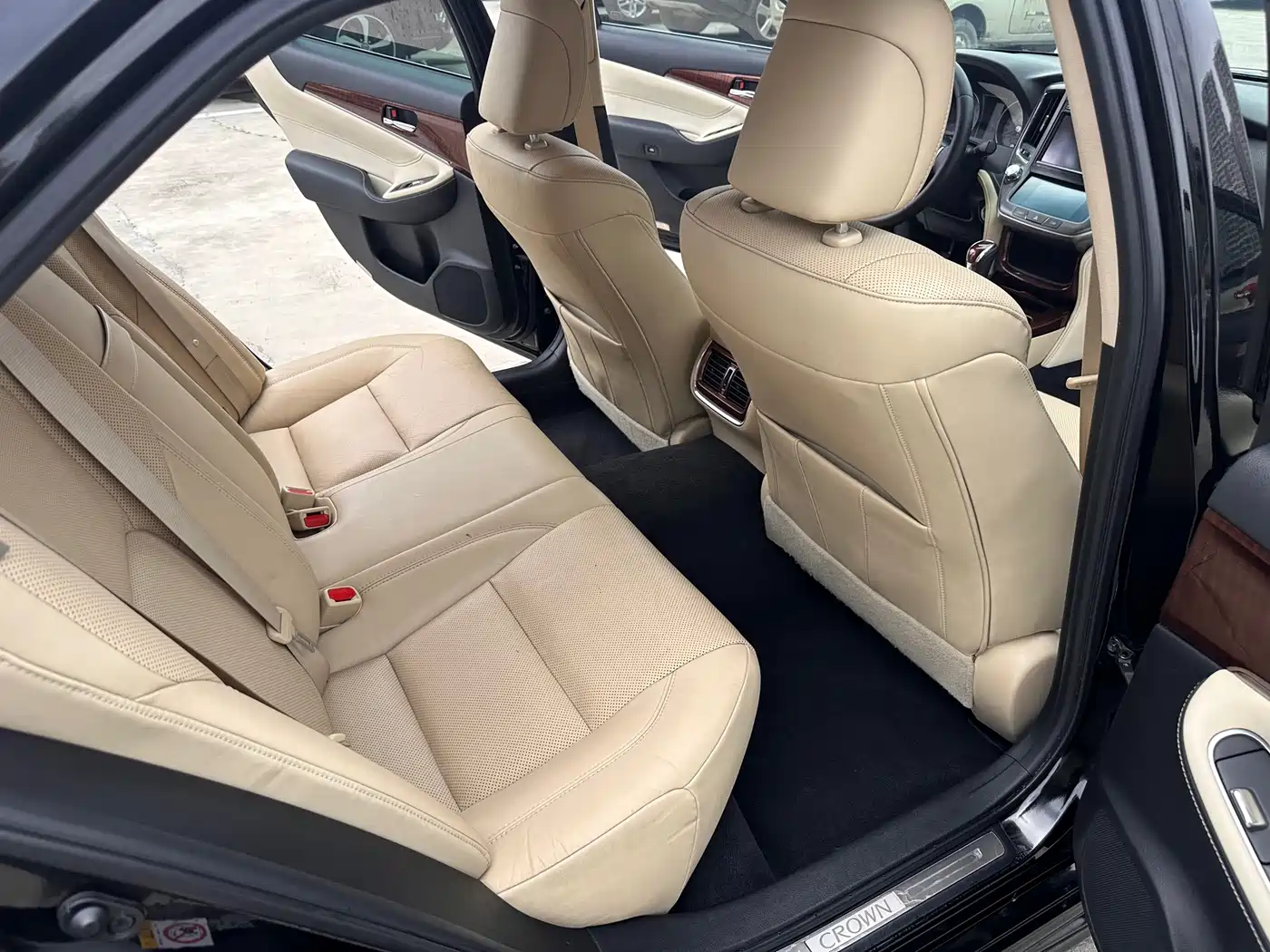 Toyota Crown 2015 2.0T Fashion фото 8