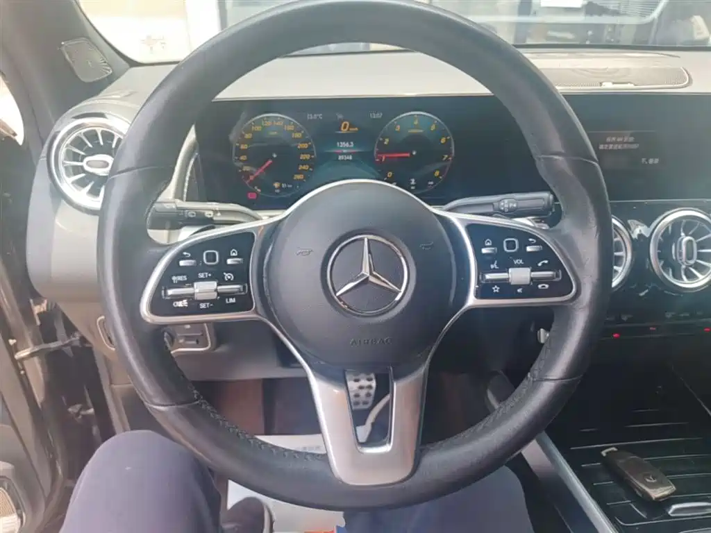 Mercedes-Benz GLB 2021 GLB 200 Dynamic фото 11