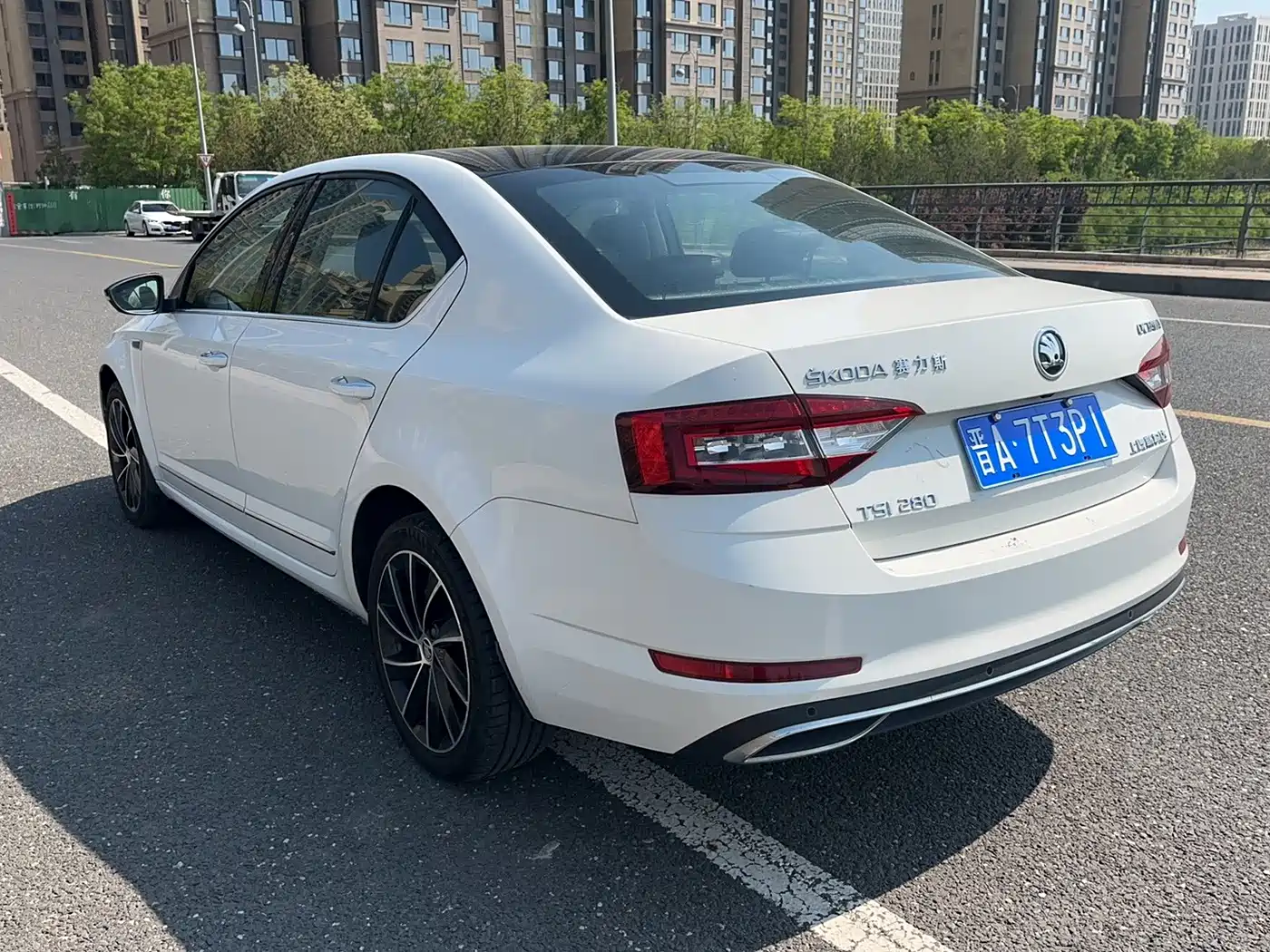 Škoda Octavia 2018 TSI280 DSG Flagship Edition фото 8