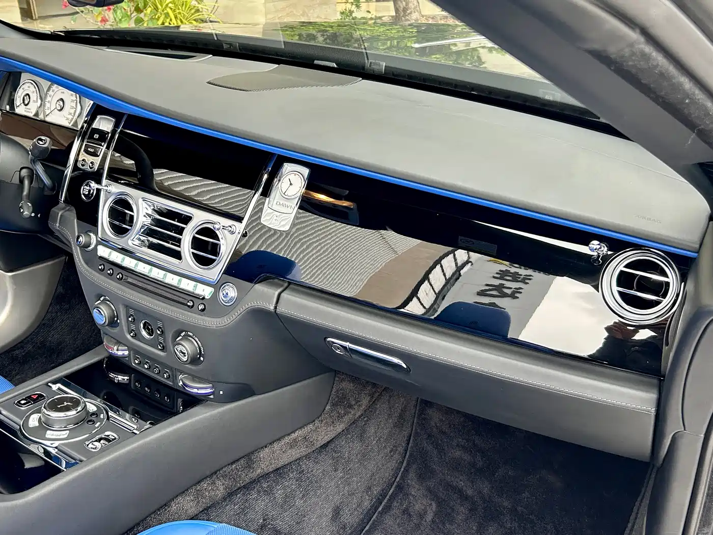 Rolls-Royce Dawn 2021 2018 6.6T Standard