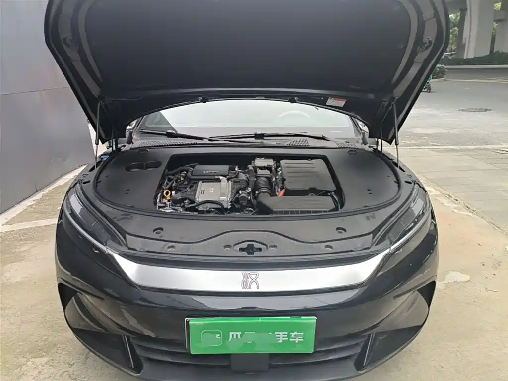 BYD Han 2025 DM-i Smart Driving Edition 125KM Comfort фото 20