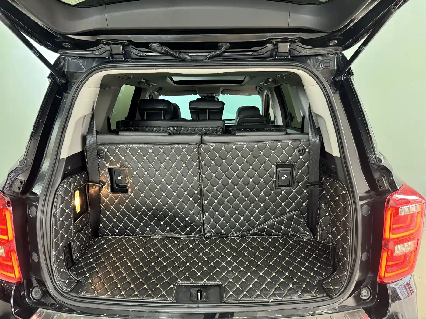 GAC Trumpchi Trumpchi GS8 2017 320T 2WD Luxury Smart Connect (7-seater) фото 16