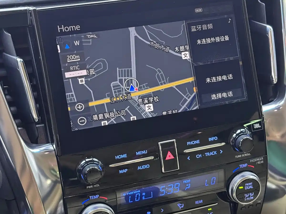 Toyota Vellfire 2021 Crown Hybrid 2.5L HV Premium Edition фото 8