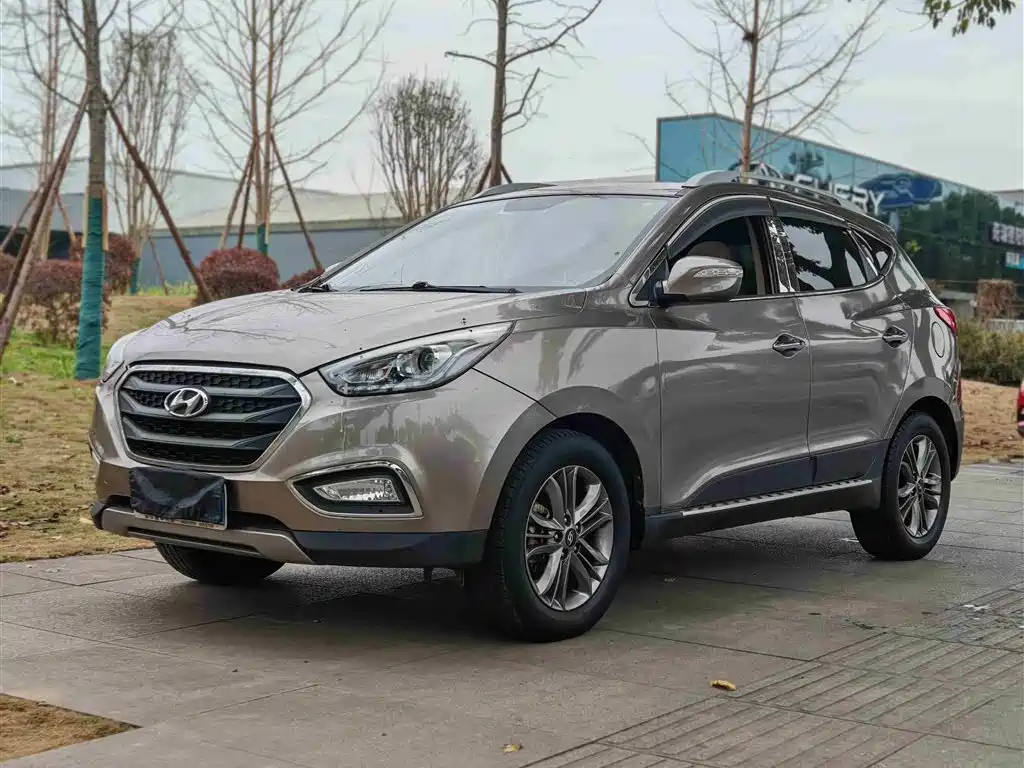 Hyundai Beijing Hyundai ix35 2013 2.0L Auto 2WD Smart GLS China IV фото 16