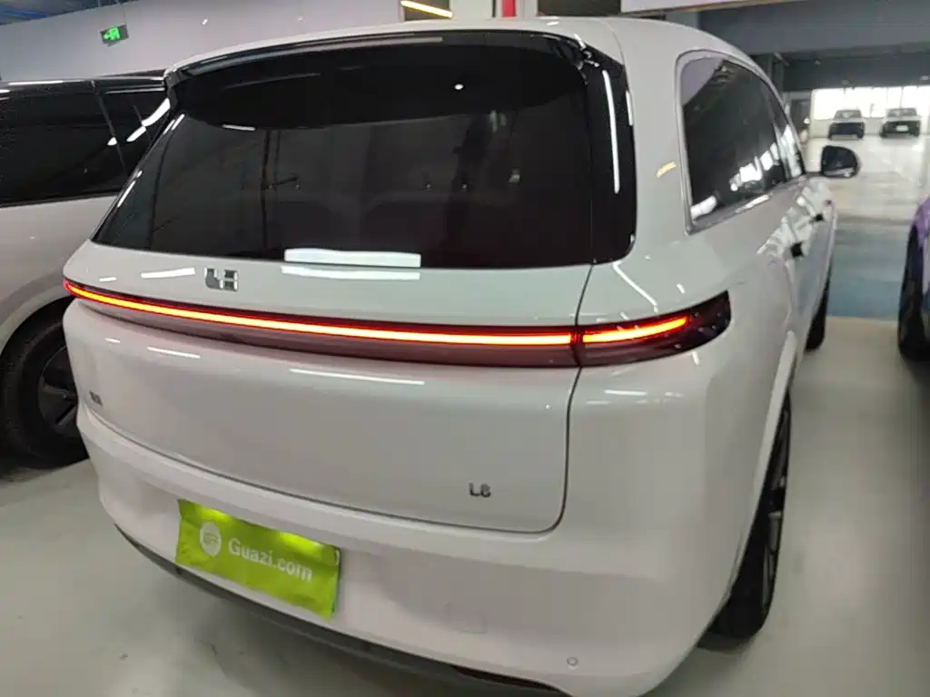 Li Auto Li L8 2025 2025 Max Smart Renewal Edition