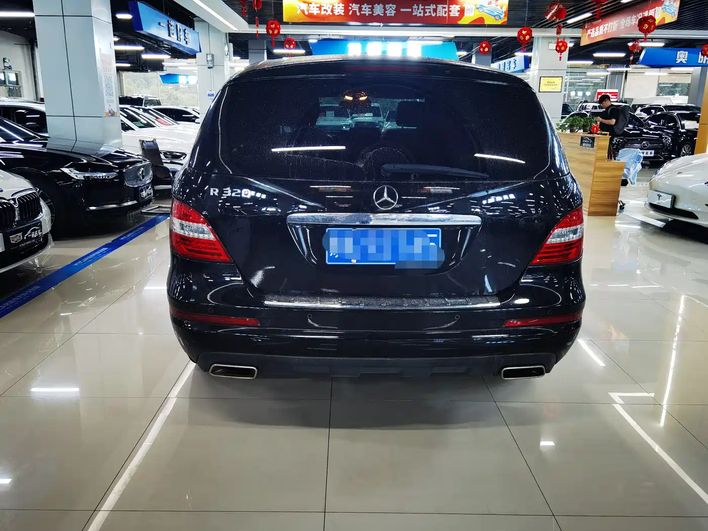 Mercedes-Benz R-Class 2017 R 320 4MATIC Business Collector's Edition фото 9