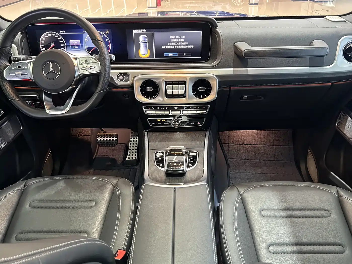 Фото 16 - Mercedes-Benz G-Class