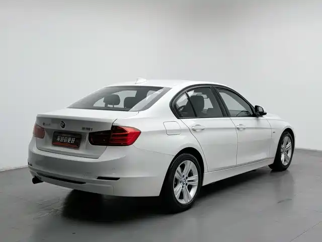 BMW 3 Series 2013 316i Sport Design Package — фото 2