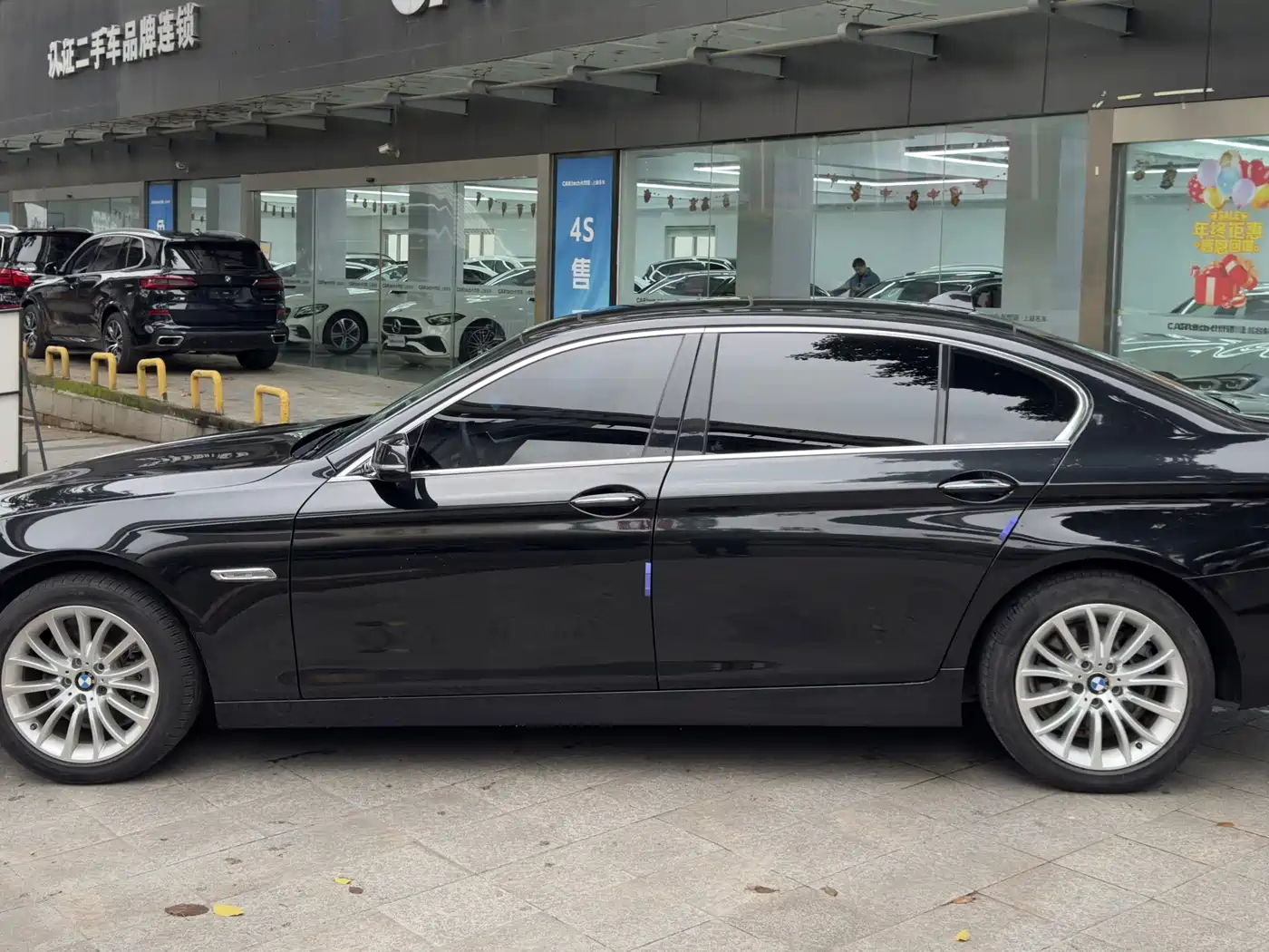 BMW 5 Series 2014 525Li Luxury Design Package фото 14