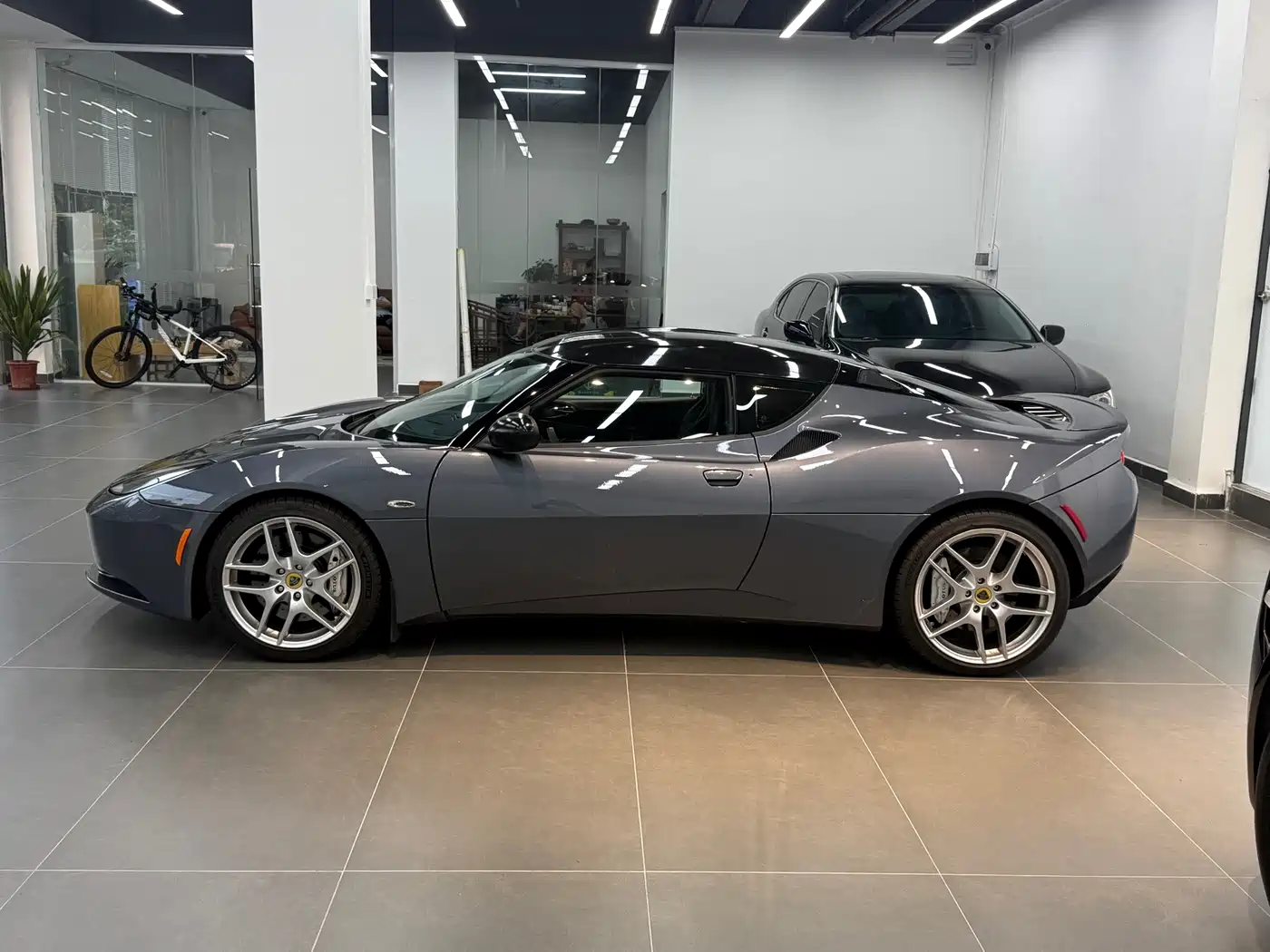 2019 Lotus Evora