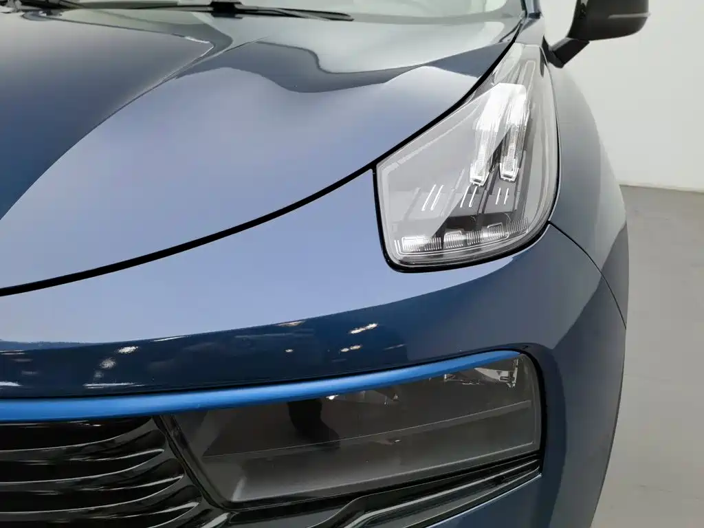 Lynk & Co 01 2018 2017 2.0T 2WD Pro Shine Edition