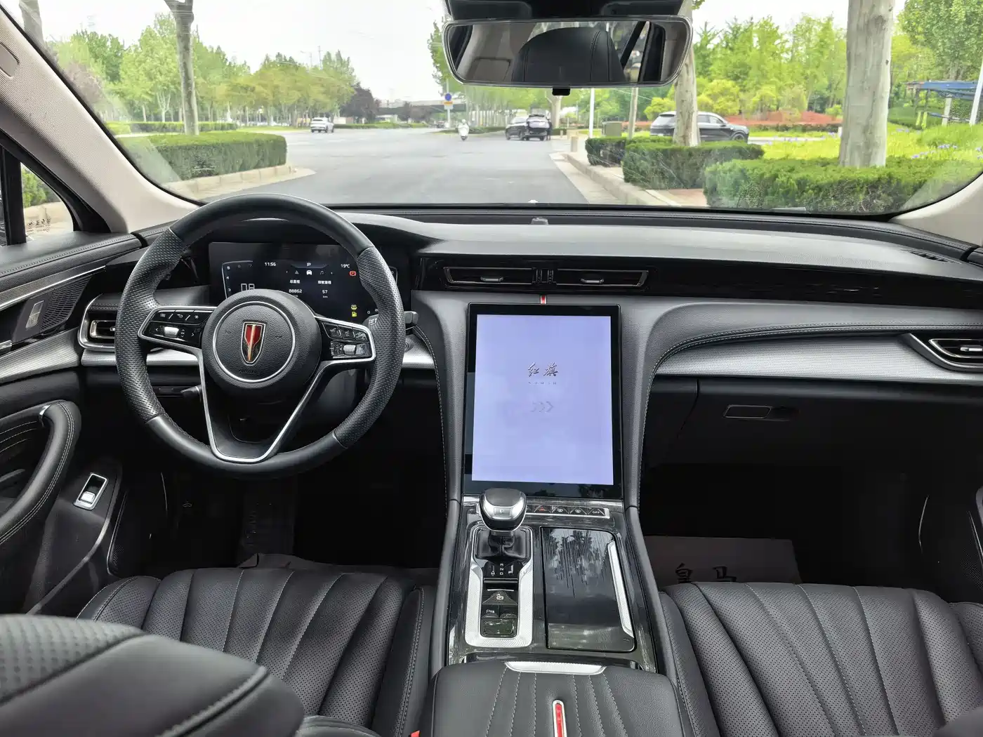 Hongqi H5 2024 1.5T DCT Smart Connect Flag Rhythm Edition фото 25