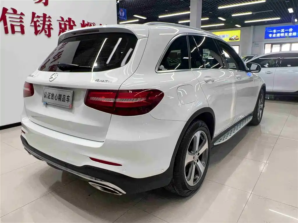 Mercedes-Benz GLC 2017 GLC 300 4MATIC Dynamic фото 7
