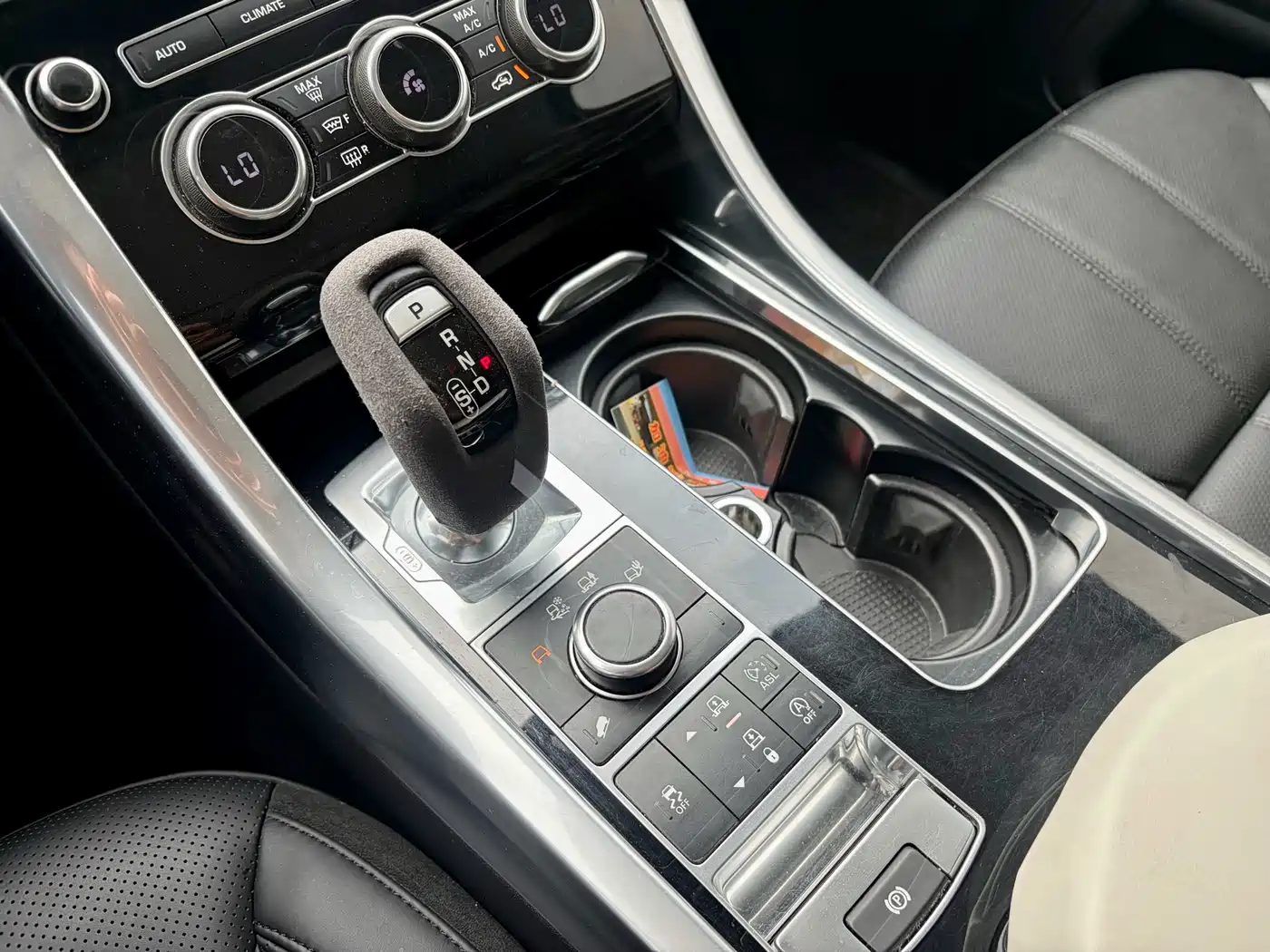 Land Rover Range Rover Sport 2015 3.0 SC V6 HSE фото 8