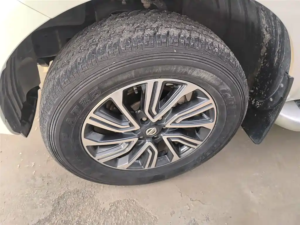 Nissan Terra 2019 2018 2.5L Automatic AWD Flagship