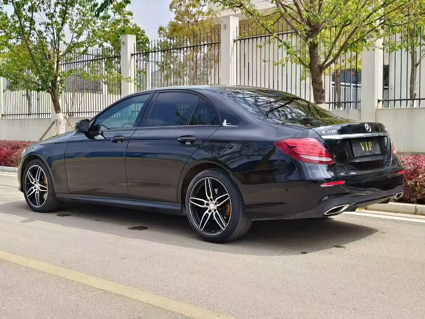 Mercedes-Benz E-Class 2017 E 200 Sport 4MATIC фото 4