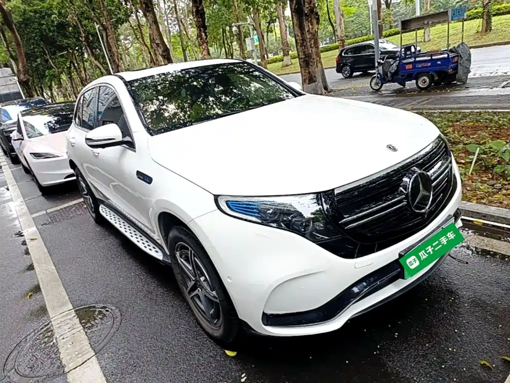 Mercedes-Benz EQC 2022 EQC 400 4MATIC фото 4