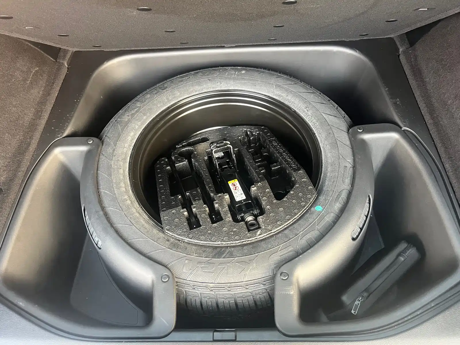 Фото 23 - Jeep Grand Cherokee (Import)