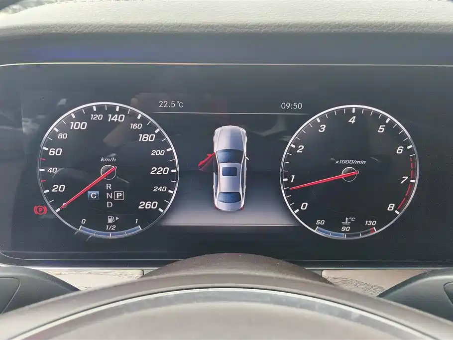 Mercedes-Benz E-Class 2018 E 200 L фото 14