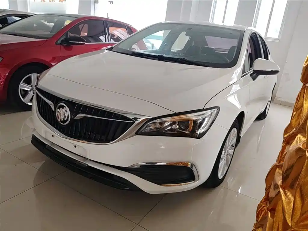 Buick Verano 2018 Sedan 15S Automatic Leading фото 2