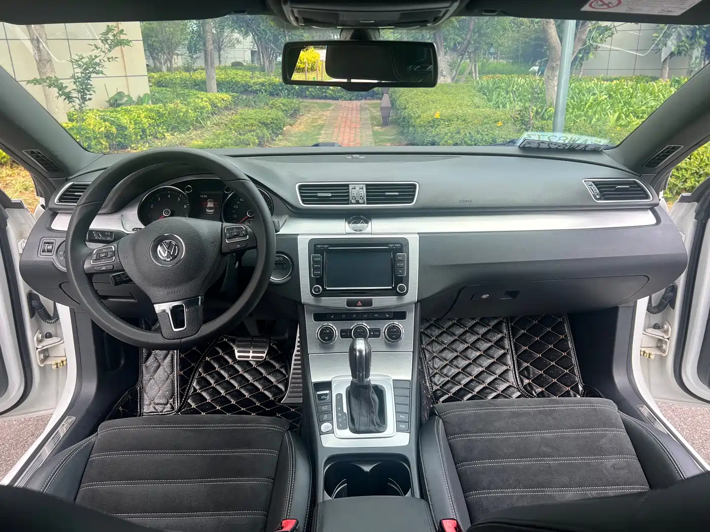 Volkswagen FAW-Volkswagen CC 2016 Model 1.8TSI Premium фото 5